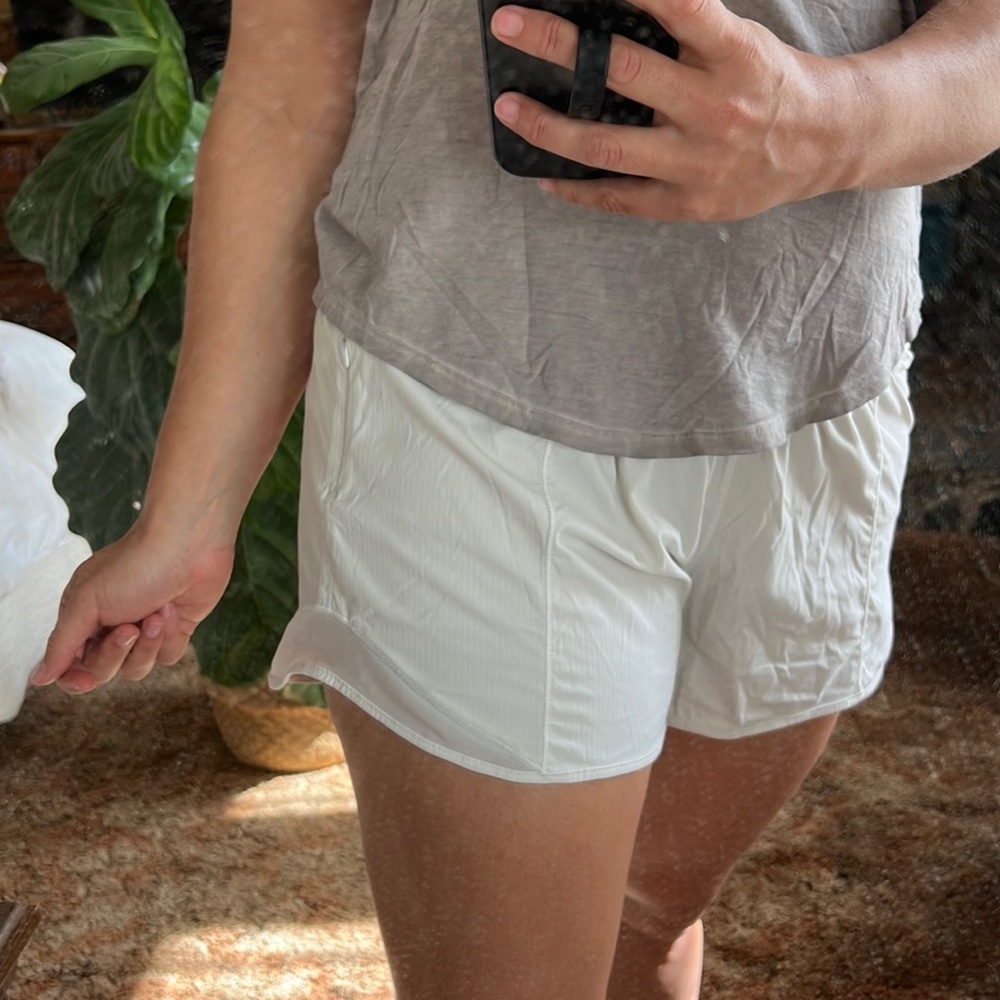 White Lululemon Hotty Hot Shorts sz 8